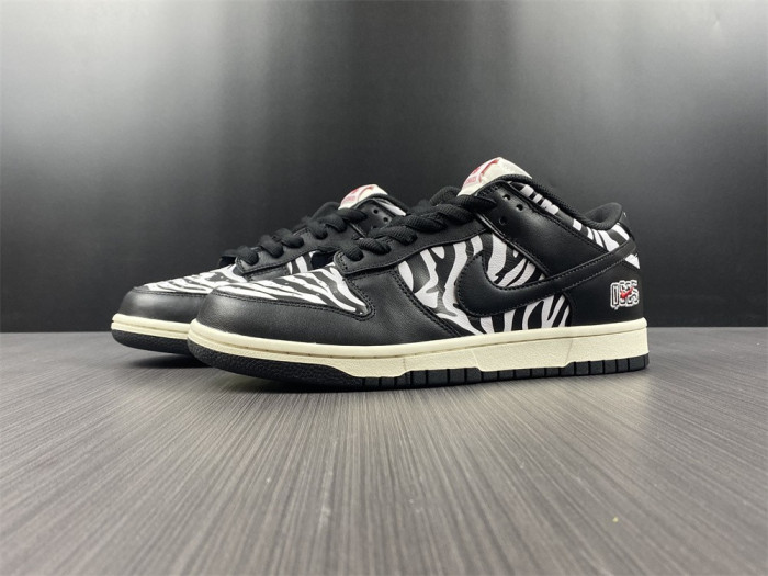 Quartersnacks x Dunk Low SB 'Little Debbie’s Zebra Cakes' DM3510-001 - CCSHOES