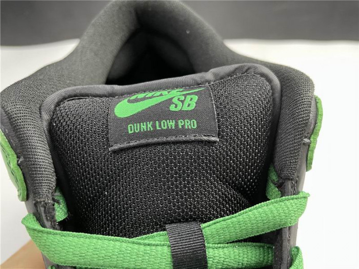 Nike SB Dunk Low Classic Green BQ6817-302 - CCSHOES