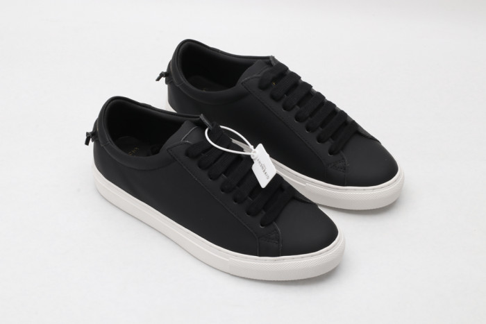 Givench LOW-TOP SNEAKER - CCSHOES