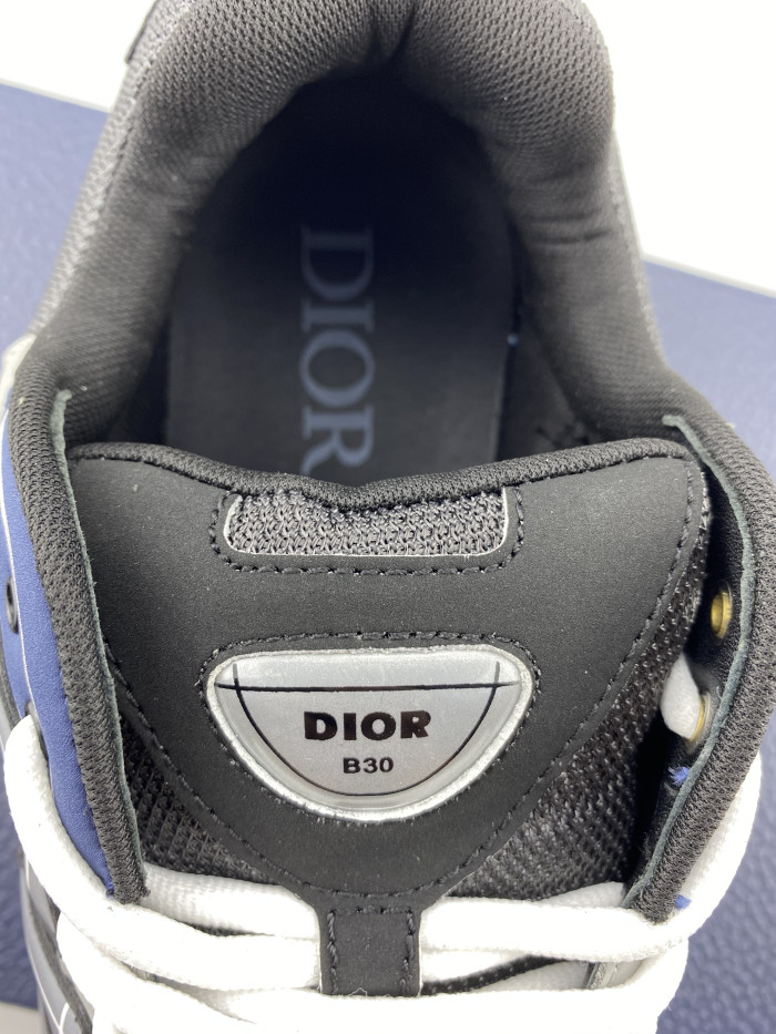 DR B30 Sneakers - CCSHOES