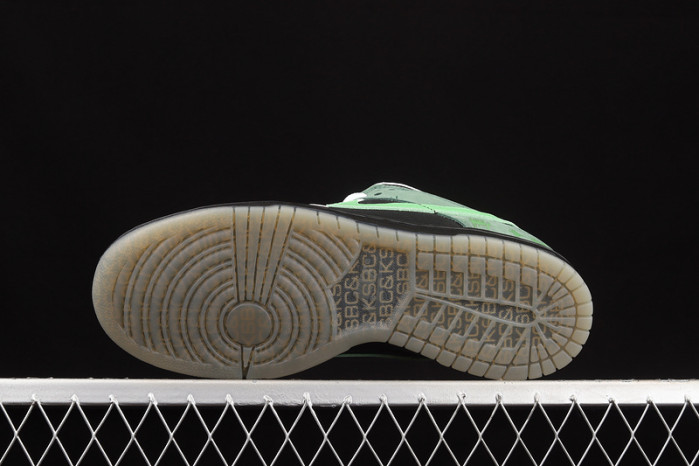 Nike SB Dunk Low C&K 313170-031 - CCSHOES