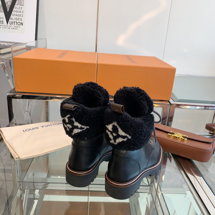 LOUS VUITON BOOTS - CCSHOES