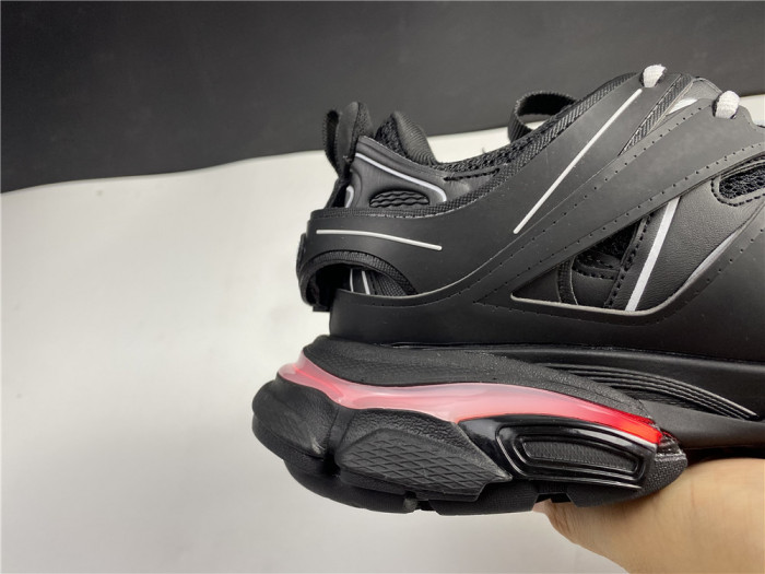 BLCG Track Sneaker 542023 W1GB1 2945 - CCSHOES