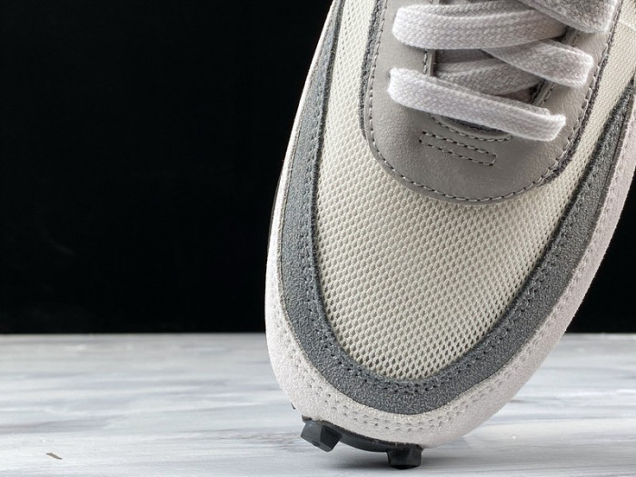 Sacai x Nike LDV Waffle Grey White BV0073-100 - CCSHOES