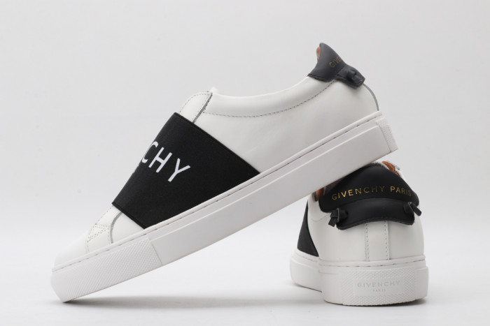 Givench LOW-TOP SNEAKER - CCSHOES