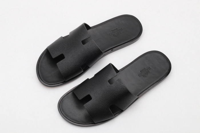 Herme Slippers - CCSHOES