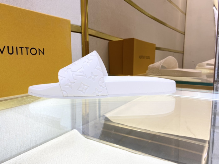 Loui Vuitto SLIPPERS - CCSHOES
