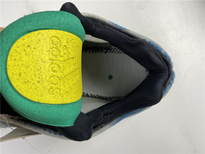 ADIDAS YEEZY 700 V3 GY0260 - CCSHOES