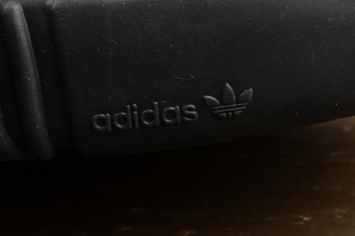 Adidas Yeezy Boost 750 Triple Black Cblack BB1839 - CCSHOES