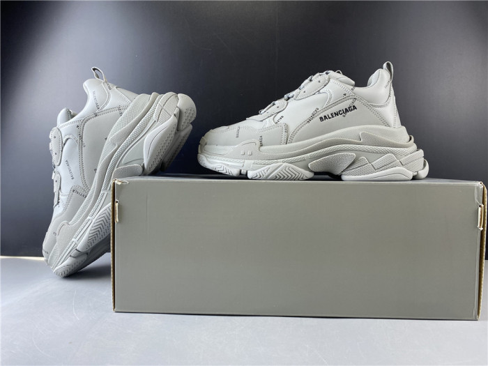 BLCG ALL OVER LOGO TRIPLE S SNEAKER 536737 W2FA1 1210 - CCSHOES
