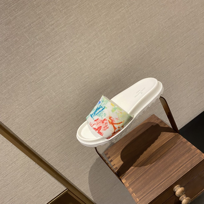 LV SLIPPERS - CCSHOES