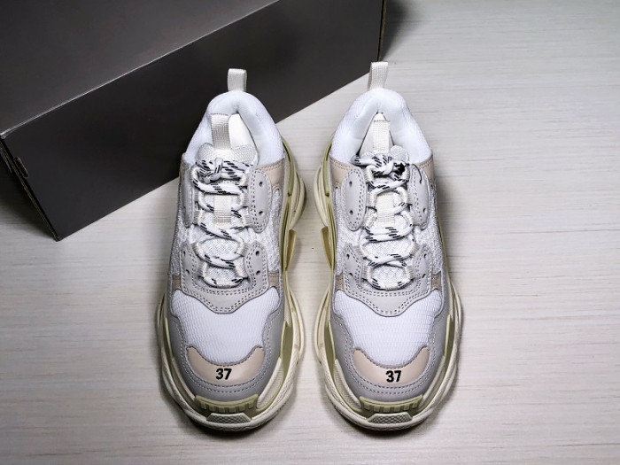 BLCG Triple S White (W) 524036-W09E1-9000 - CCSHOES