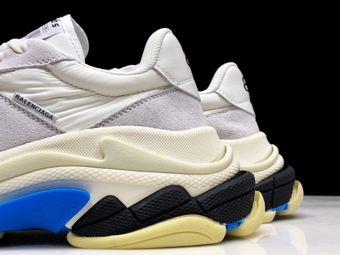 BLCG Triple-S Sneaker 2.0 500597 W09T1 9000 - CCSHOES