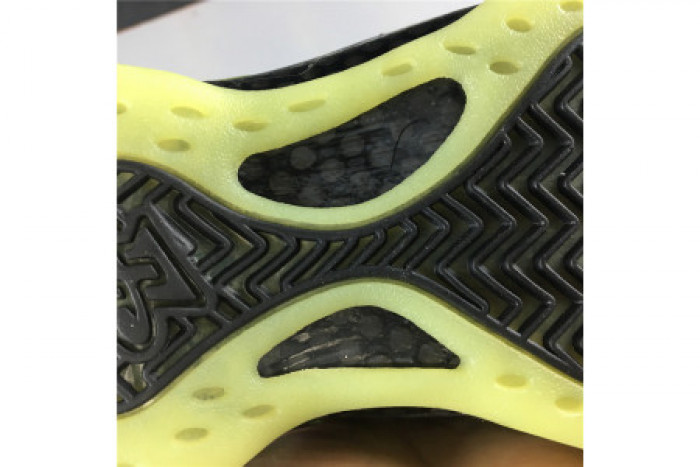 NIKE AIR FOAMPOSITE ONE PARANORMAN 'PARANORMAN' 579771-003 - CCSHOES