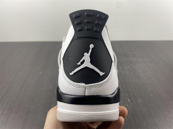 Jordan 4 Retro Military Black DH6927-111 - CCSHOES