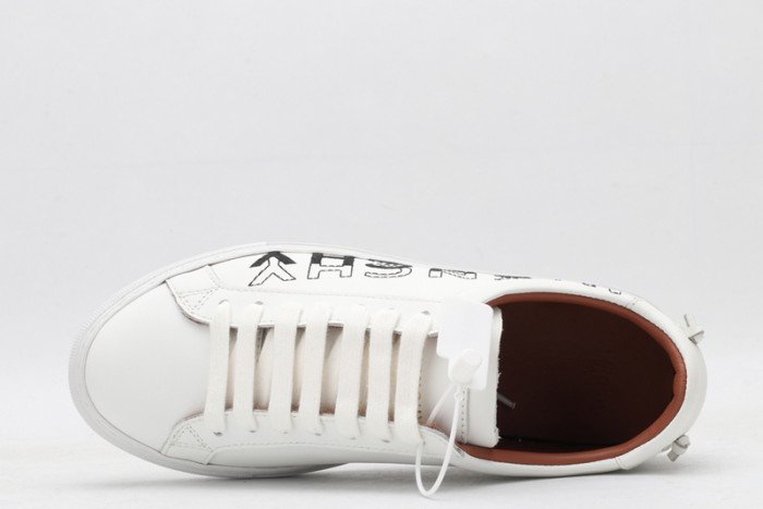 Givench LOW-TOP SNEAKER - CCSHOES