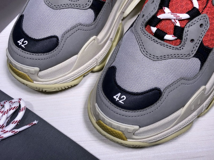 BLCG Triple S Grey Red Blue (2018 Reissue) 533883 W0902 4365 - CCSHOES
