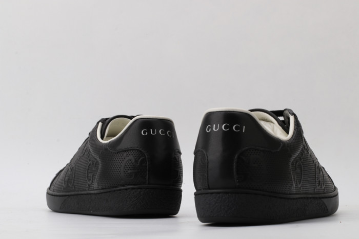 GUCC LOW-TOP SNEAKER - CCSHOES