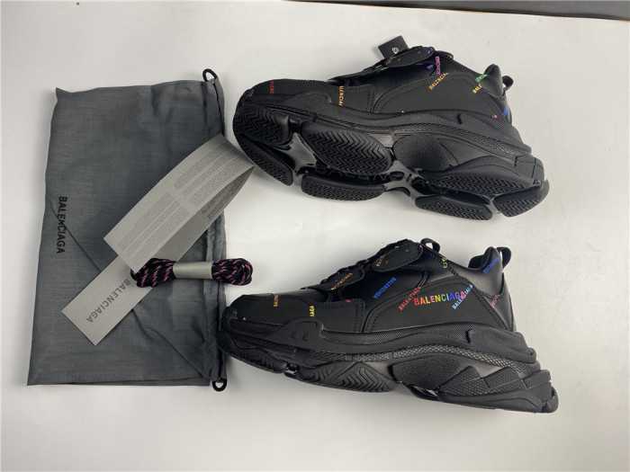 BLCG SNEAKER TRIPLE.S.524033 W2FA1 1210 - CCSHOES