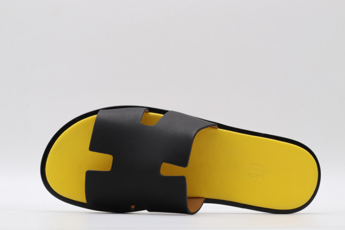 Herme Slippers - CCSHOES