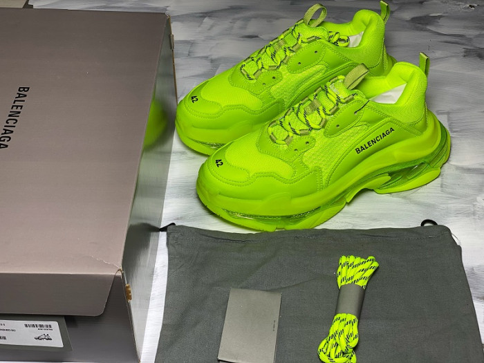 BLCG Triple S Clearsole Fluo Yellow 541624 W2FF1 7320 - CCSHOES