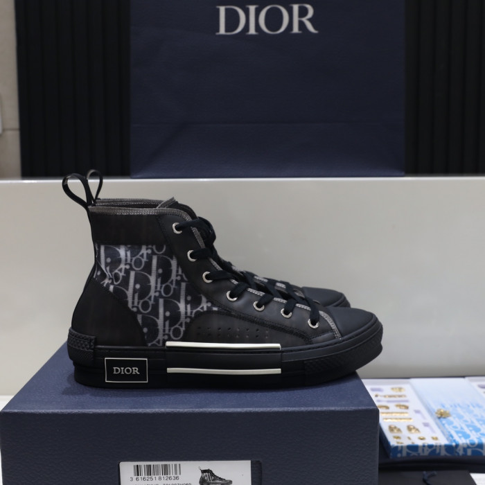 DR B23 Sneakers - CCSHOES
