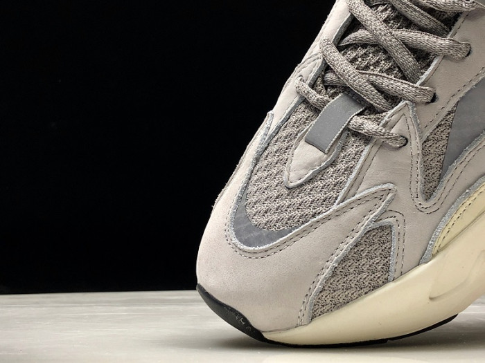 Adidas Yeezy Boost 700 V2 “Static” EF2829 - CCSHOES
