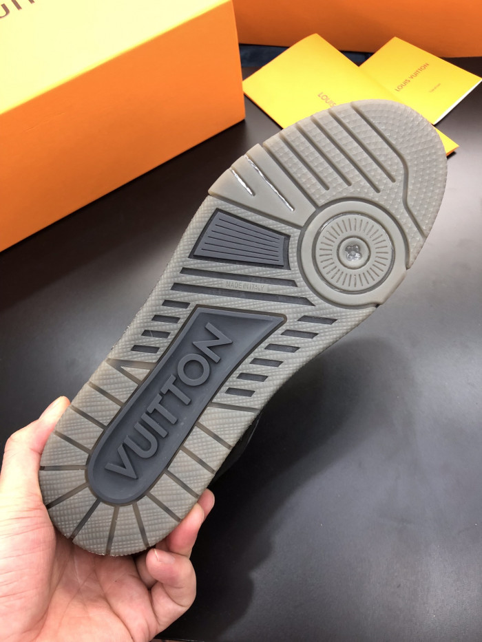 Loui Vuitto TRAINER SNEAKER - CCSHOES