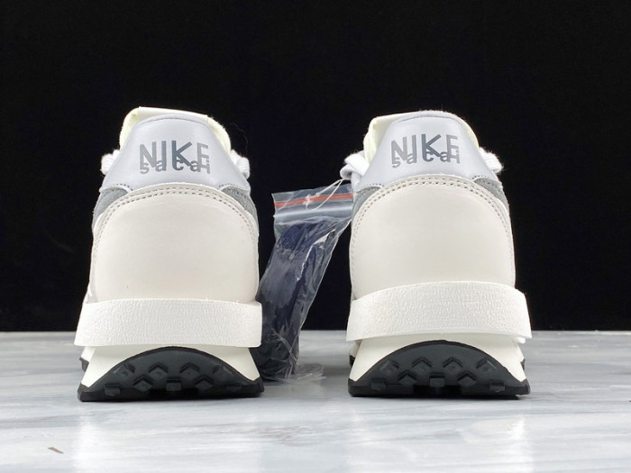 Sacai x Nike LDV Waffle Grey White BV0073-100 - CCSHOES