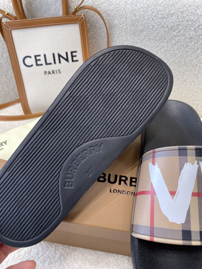 BUBERY SLIPPERS - CCSHOES
