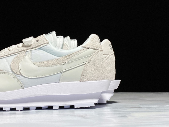 Nike LD Waffle Sacai White Nylon BV0073-101 - CCSHOES