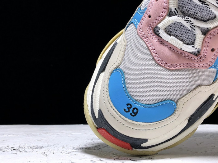 BLCG Triple S White Blue (W) 524039 W09OH 4196 - CCSHOES