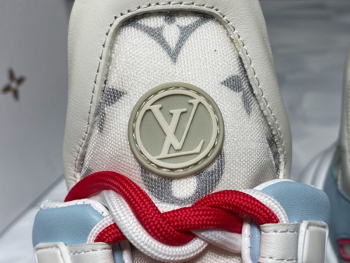 LV ARCHLIGHT SNRAKER BLUE 51BCOLORE 1A65K8 - CCSHOES