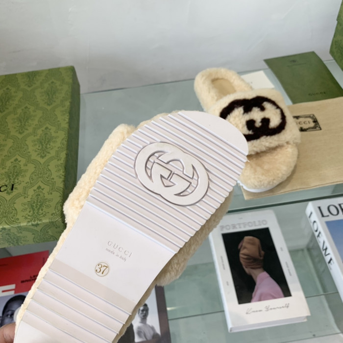 GUCC SLIPPER - CCSHOES