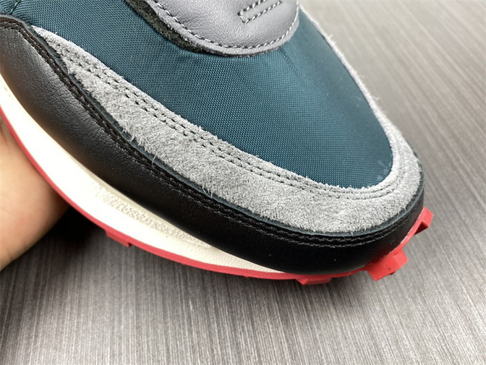 sacai x Undercover x LDWaffle 'Midnight Spruce University Red' DJ4877-300 - CCSHOES