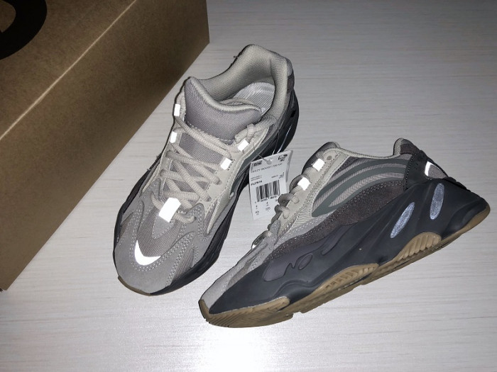 Adidas Yeezy Boost 700 v2 “Tephra” FU7914 - CCSHOES