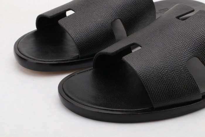 Herme Slippers - CCSHOES