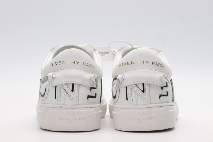 Givench LOW-TOP SNEAKER - CCSHOES