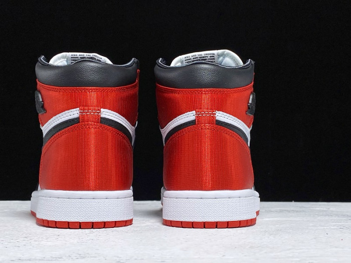 Air Jordan 1 Retro High “Satin Black Toe” CD0461-016 - CCSHOES