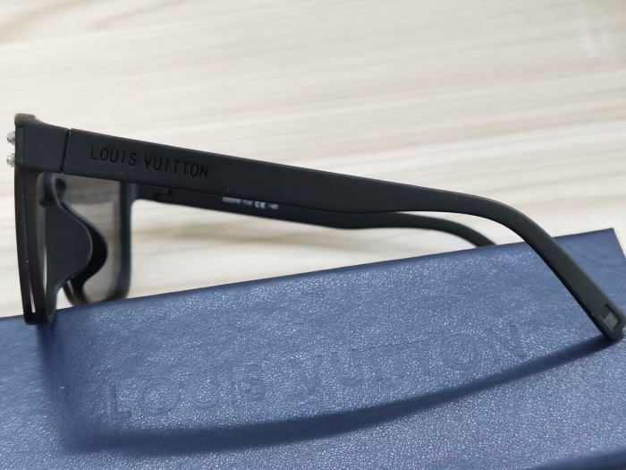 LV GLASSES - CCSHOES