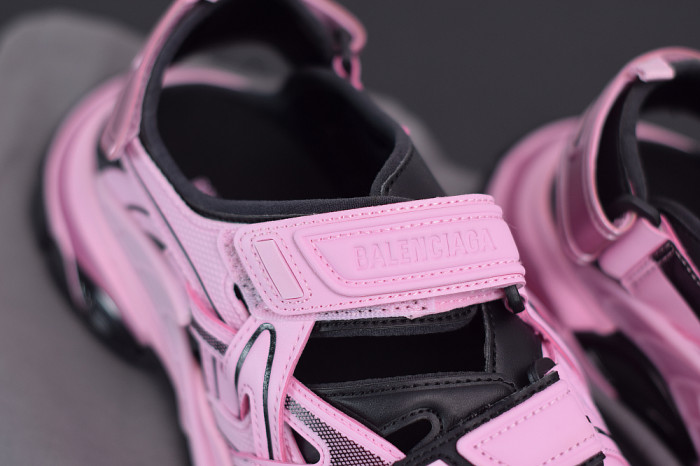 BLCG TRACK SANDAL 617542 W2FH1 5010 - CCSHOES