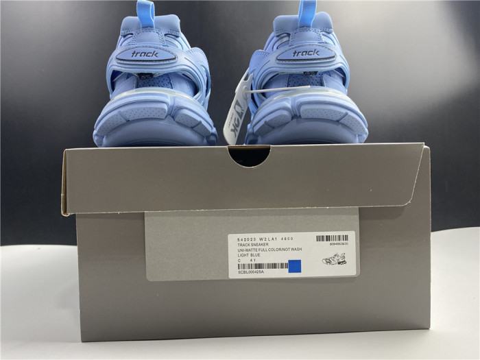 BLCG TRACK TRAINER LIGHT BLUE 542023 W2LA1 4800 - CCSHOES