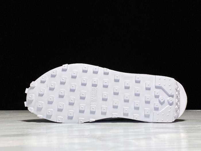 Nike LD Waffle Sacai White Nylon BV0073-101 - CCSHOES