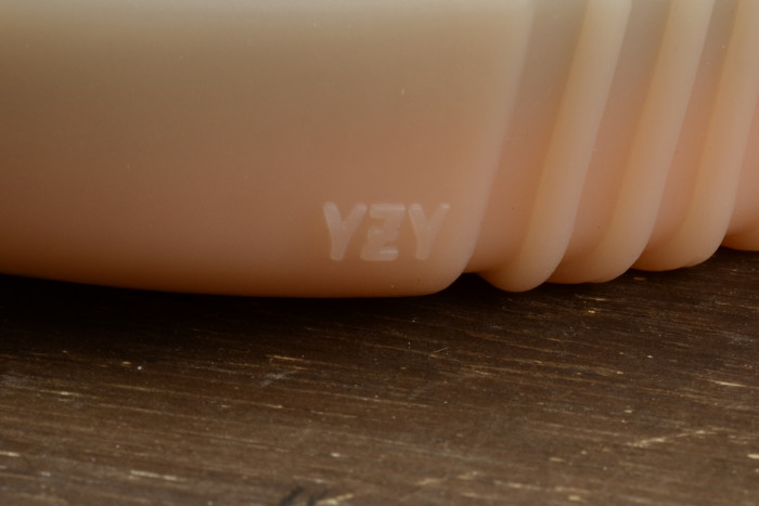 ADIDAS YEEZY 750 BOOST LIGHT GREY GUM GLOW DARK BB1840 - CCSHOES