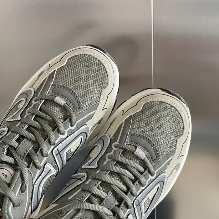 DR B30 Sneakers - CCSHOES
