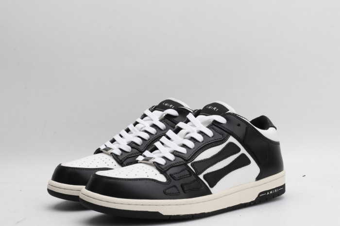 AR1M1 Low-Top Sneaker - CCSHOES