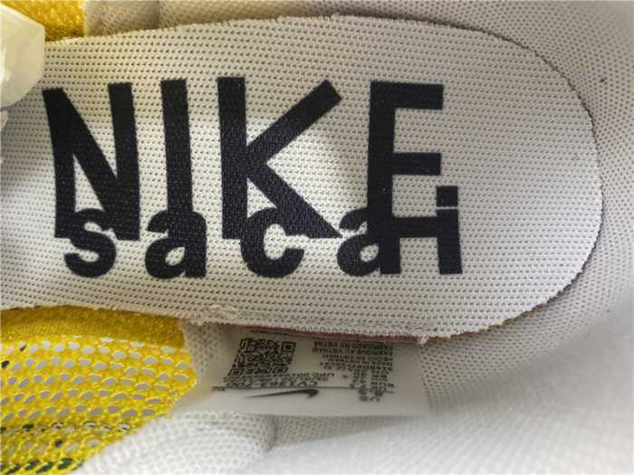 NIKE VAPORWAFFLE SACAI TOUR YELLOW STADIUM GREEN CV1363-700 - CCSHOES