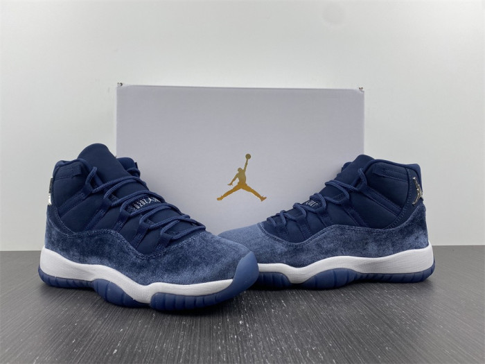 AIR JORDAN 11 VELVET WMNS “MIDNIGHT NAVY” AR0715-441 - CCSHOES