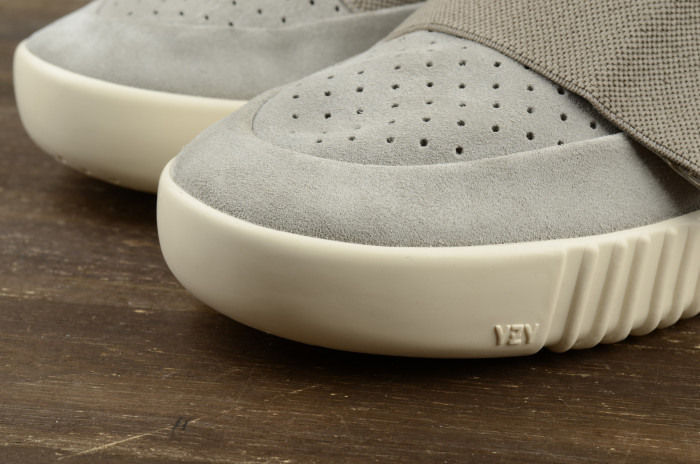 Kanye West x adidas Yeezy 750 Boost Grey B35309 - CCSHOES