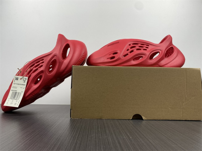 Adidas Yeezy Foam Red CW3355 - CCSHOES